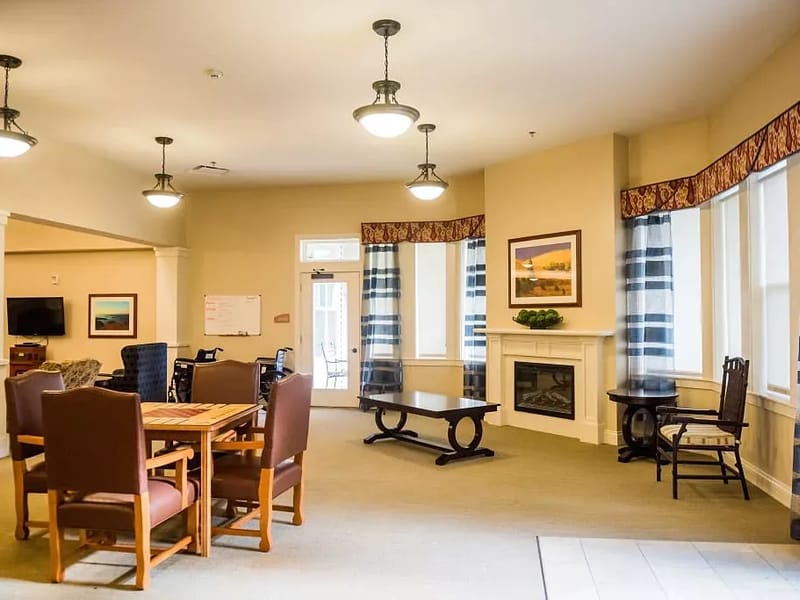 Avenir Memory Care Of Fayetteville - Assisted Living in Fayetteville, AR photo 3
