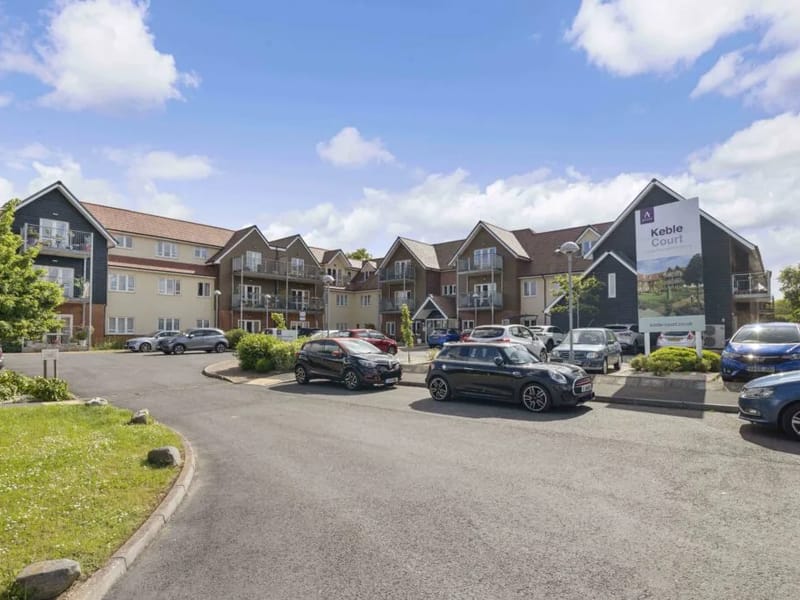 Keble Court - Assisted Living in Fleet, England photo 2