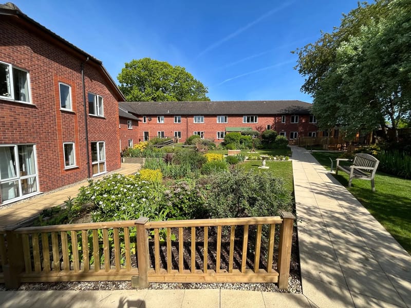 Twin Oaks Nursing Home in Norwich, England photo 1
