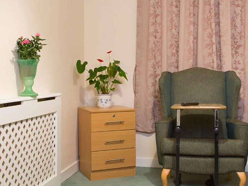 Merafield View Nursing Home - Nursing Home in Plymouth, England photo 2