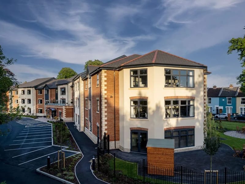 Admiral Jellicoe House - Assisted Living in Southsea, England photo 2