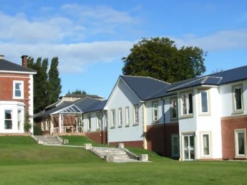 Aldridge Court Nursing Home - Nursing Home in Walsall, England photo 2