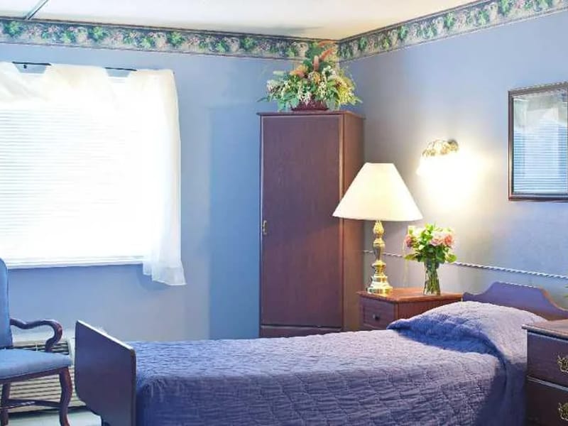 White Sulphur Springs Center - Nursing Home in White Sulphur Spring, WV photo 3