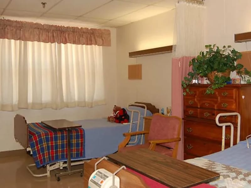 Diversicare of Winfield — Nursing Home, Winfield, AL · photo 3
