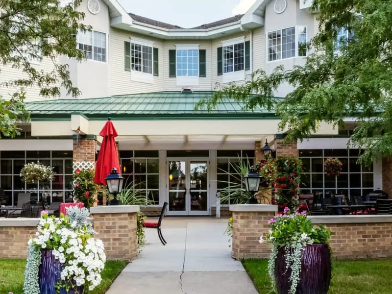 Cottage Grove Place - Assisted Living in Cedar Rapids, IA photo 3