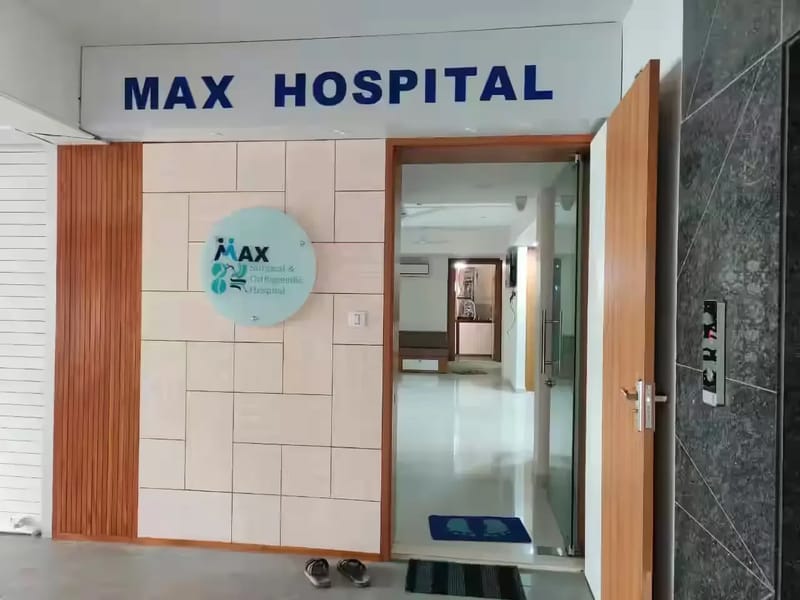 Tejasya Orthopaedic Hospital - अस्पताल in Ahmedabad, Gujarat photo 1