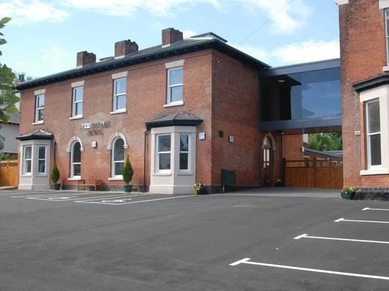 Newbridge House - Nursing Home in Wolverhampton, England photo 2