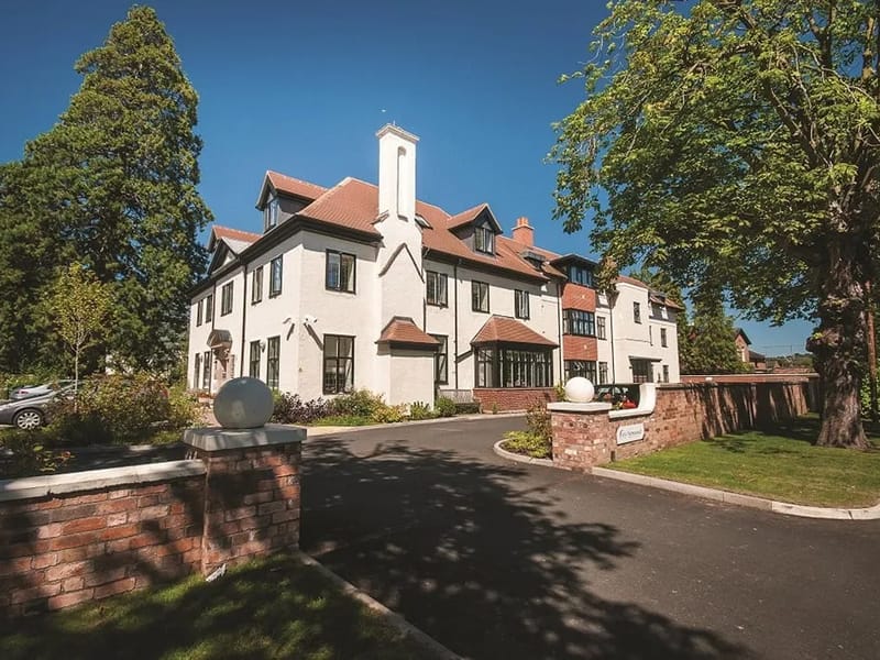 Homewood Care Home - Nursing Home in Andover, England photo 1