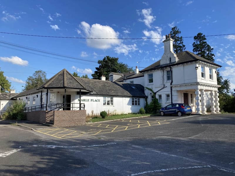 54 Leylands Road - Assisted Living in Burgess Hill, England photo 3