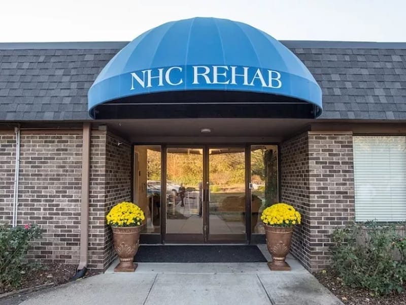 Nhc Place at Cool Springs - Assisted Living in Franklin, TN photo 2