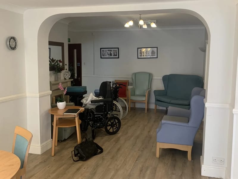 St George's Witham Nursing Home - Nursing Home in Witham, England photo 2