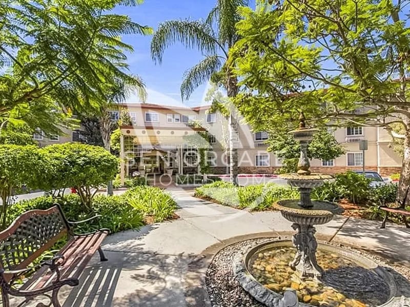 Merrill Gardens At Oceanside - Assisted Living in Oceanside, CA photo 1