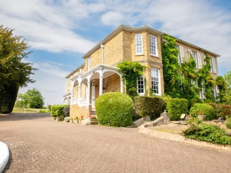 Harbledown Lodge - Nursing Home in Canterbury, England photo 3