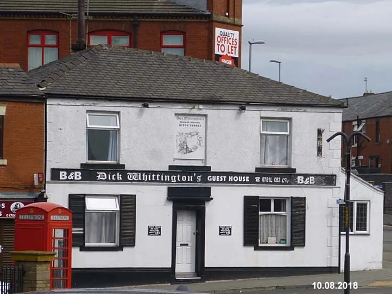 Oaklands - Respite in Rochdale, England photo 2