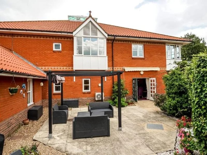 Bellstone Residential Care Limited - Assisted Living in Felixstowe, England photo 3