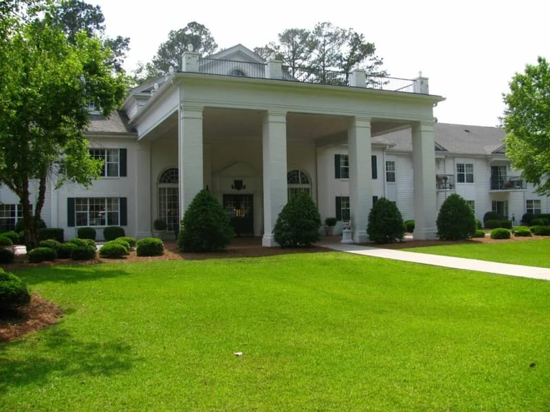 Cumberland Village Care - Nursing Home in Lafollette, TN photo 1