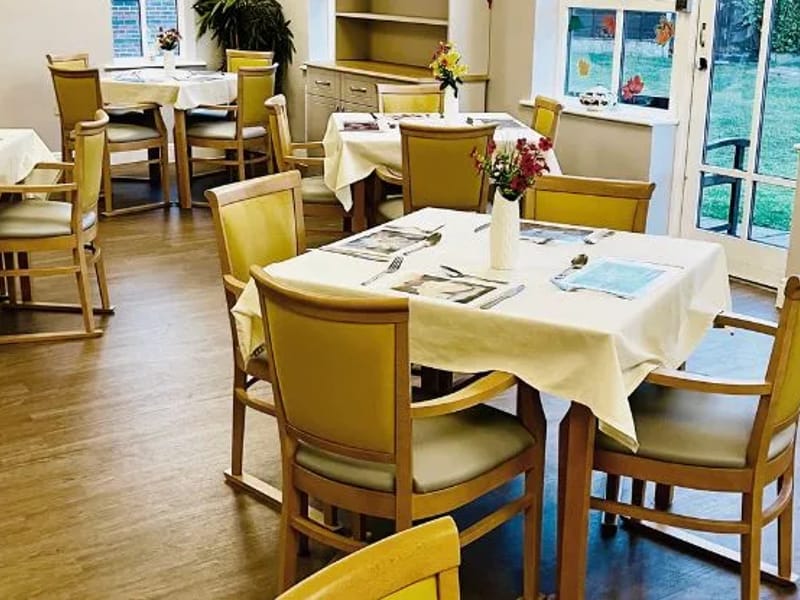 Primrose House Nursing Home - Nursing Home in Crewe, England photo 2
