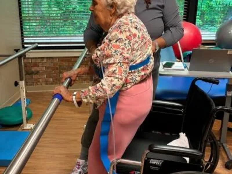 The Bluffs Rehabilitation and Healthcare Center - Nursing Home in Vicksburg, MS photo 2