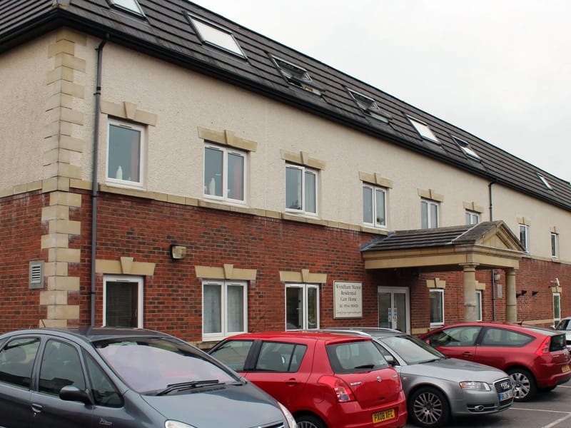 Sutton Manor Care Home - Nursing Home in Winchester, England photo 2