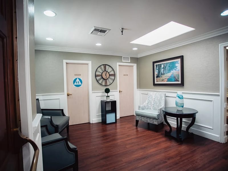 Del Rosa Villa - Nursing Home in San Bernardino, CA photo 2