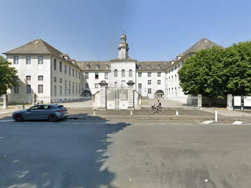 Ehpad De L'Ayguerote A Tarbes - EHPAD in TARBES, Occitanie photo 1
