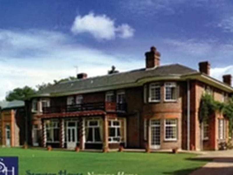 Stewton House Nursing Home - Nursing Home in Louth, England photo 2