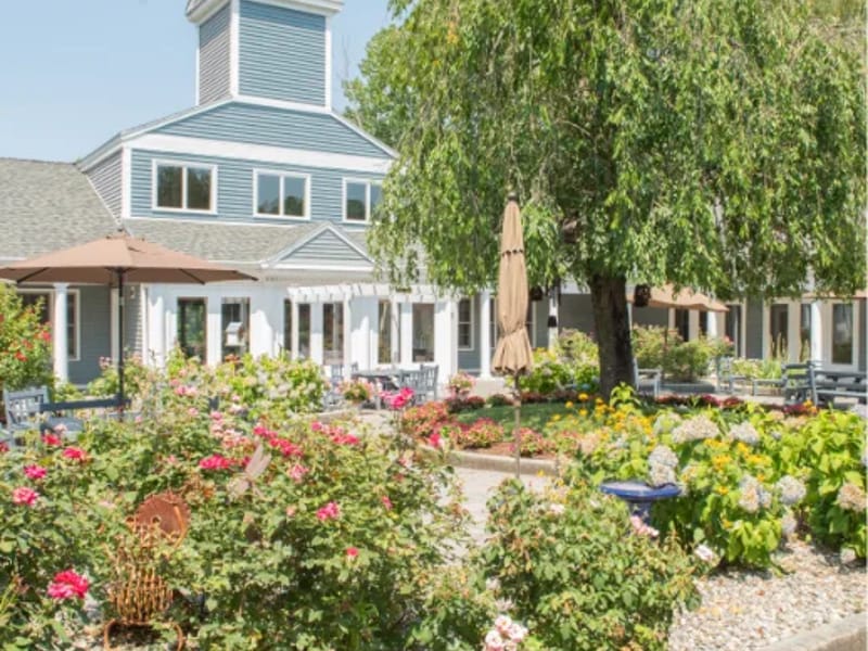 Suffield House Rehabilitation and Healthcare Cente — Nursing Home, Suffield, CT · photo 2