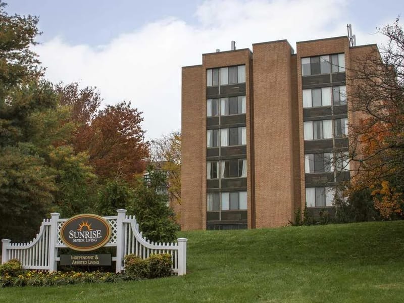 Sunrise At Montgomery Village - Assisted Living in Montgomery Village, MD photo 3