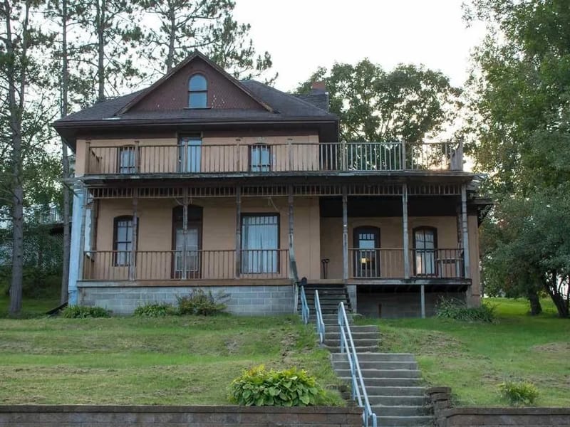 Hinze House Adult Family Home - Assisted Living in Elroy, WI photo 1