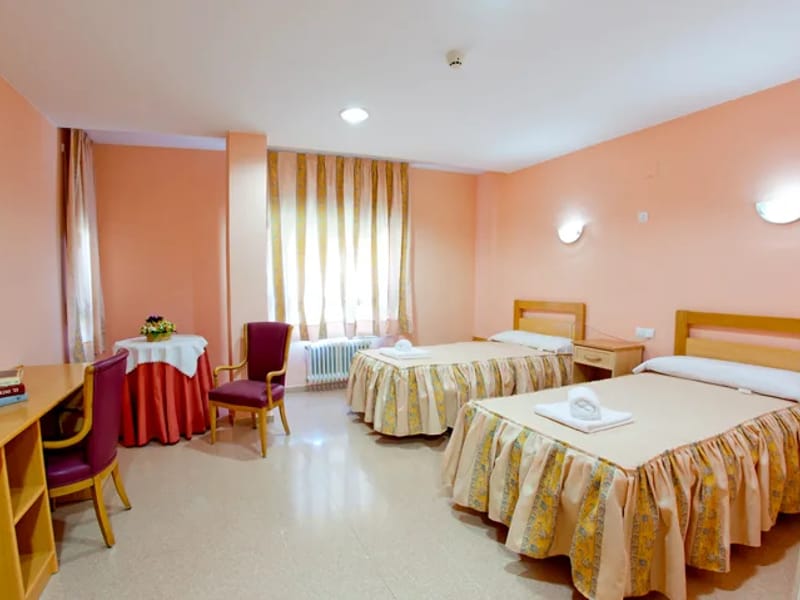 Residencia De Mayores Los Maizales - Hogar de Ancianos in Pinseque, Aragón photo 1