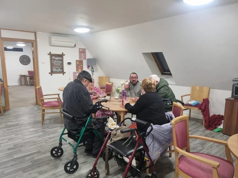 Halcyon Court Care Home - Nursing Home in Leeds, England photo 2