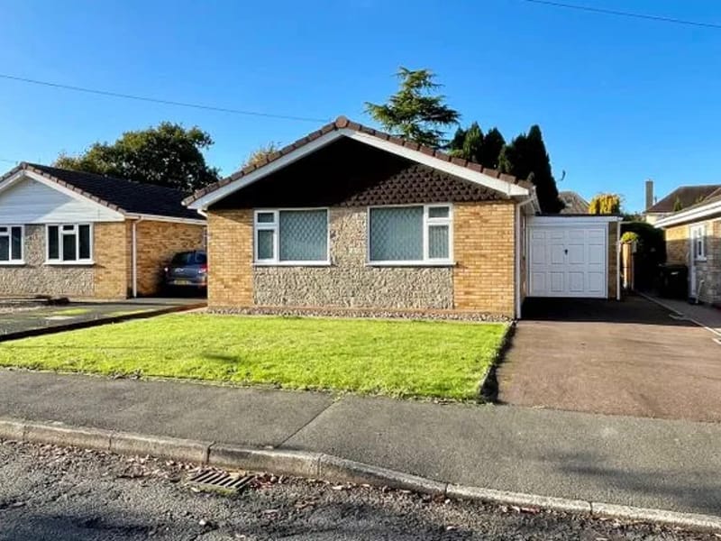 Duke Street Bungalows - Assisted Living in Wolverhampton, England photo 3