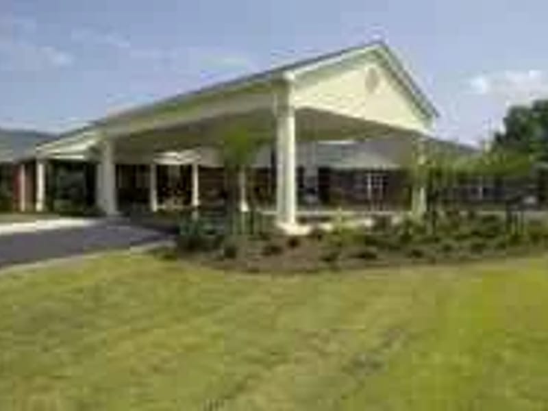 Riverview Nursing & Rehabilitation Center - Nursing Home in Greenwood, MS photo 3