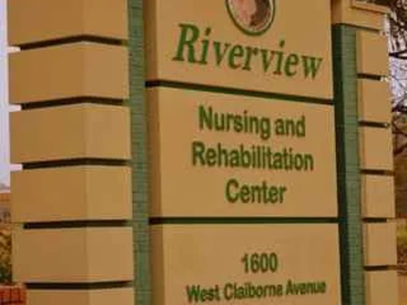 Riverview Nursing & Rehabilitation Center - Nursing Home in Greenwood, MS photo 2