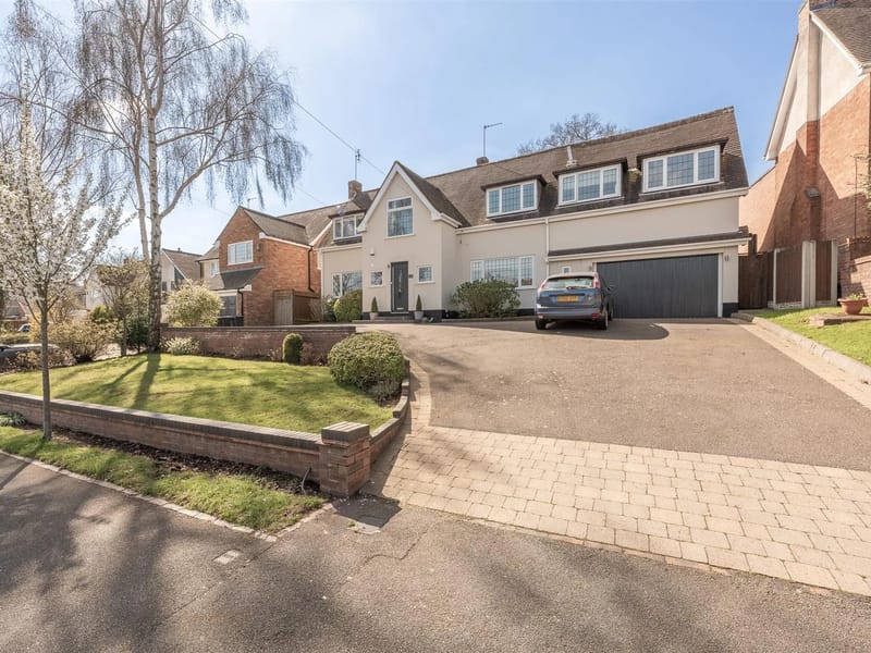 Connaught House - Assisted Living in Solihull, England photo 3