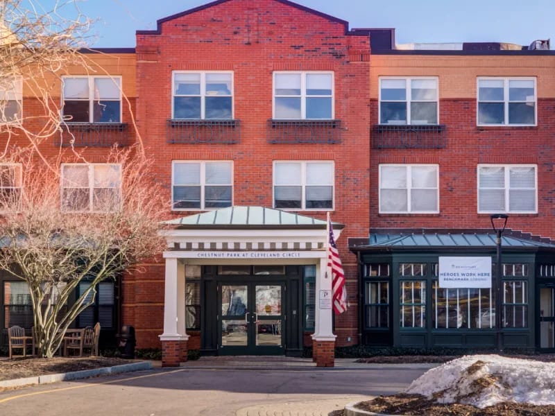Chestnut Park At Cleveland Circle - Assisted Living in Boston-Brighton, MA photo 2