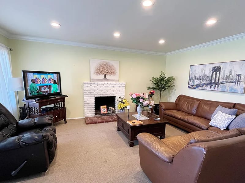 Carewell Manor - Assisted Living in Anaheim, CA photo 1