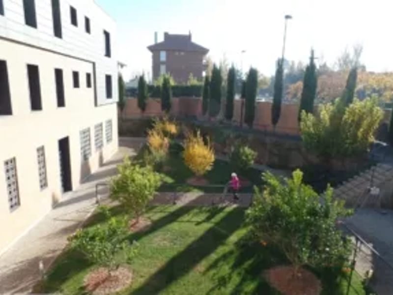 Residencia De Ancianos Madre Maria Pilar Izquierdo - Hogar de Ancianos in Zaragoza, Aragón photo 1
