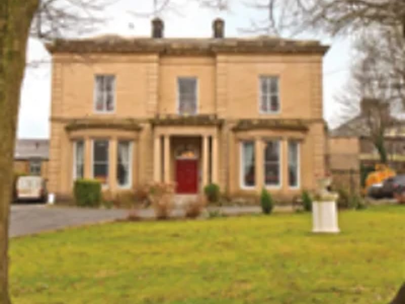 Carlton Specialist Care Centre - Nursing Home in Huddersfield, England photo 3
