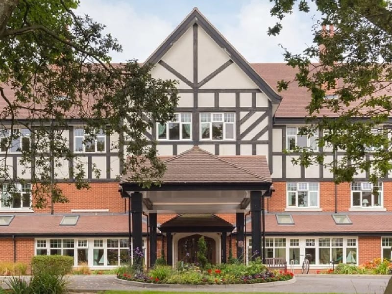Southbourne Beach Care Home - Nursing Home in Bournemouth, England photo 2
