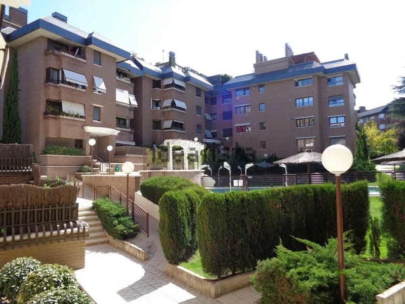 Vivienda Comunitaria Fundación Calpau Ruperto Chávarri - Hogar de Ancianos in Pozuelo De Alarcón, Madrid photo 3