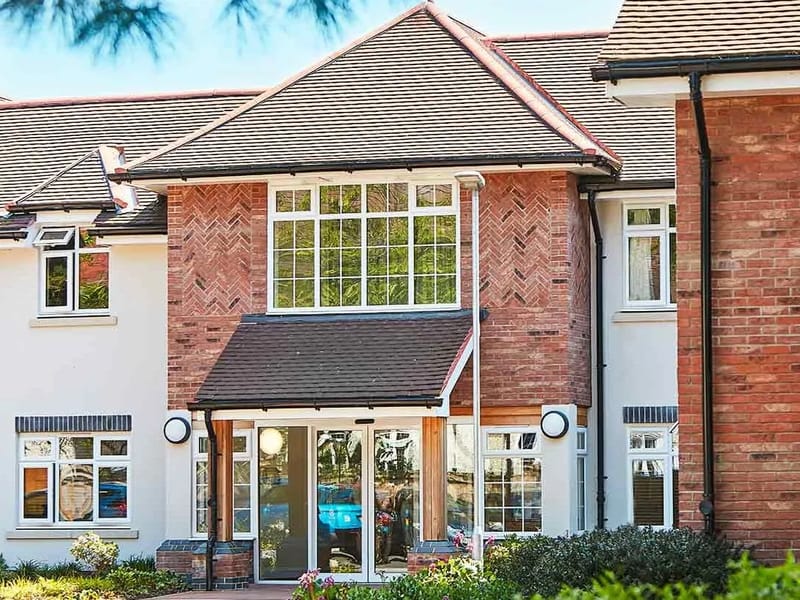 Maiden Castle House - Nursing Home in Dorchester, England photo 3