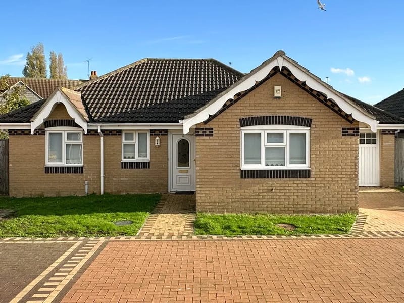 Kingston House - Assisted Living in Clacton-On-Sea, England photo 4
