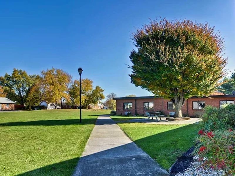 Creekside Center for Rehabilitation and Nursing - Nursing Home in Hagerstown, MD photo 2