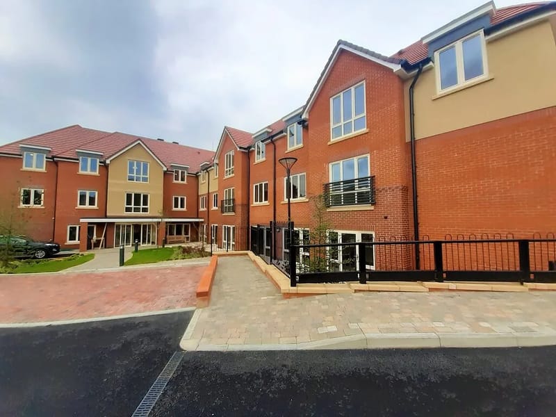 Droitwich Mews Care Home - Assisted Living in Droitwich, England photo 2
