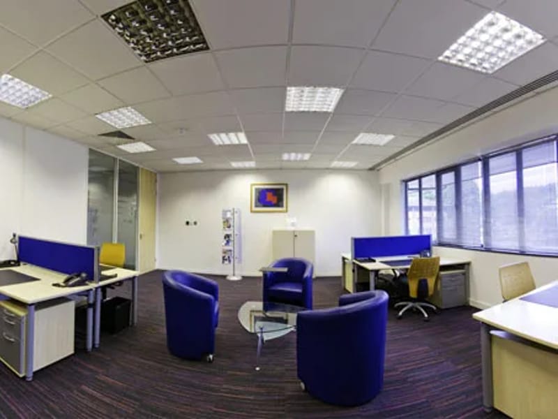 Aston Court - Assisted Living in High Wycombe, England photo 3
