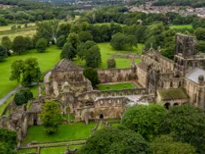 Kirklands in Leeds, England photo 3