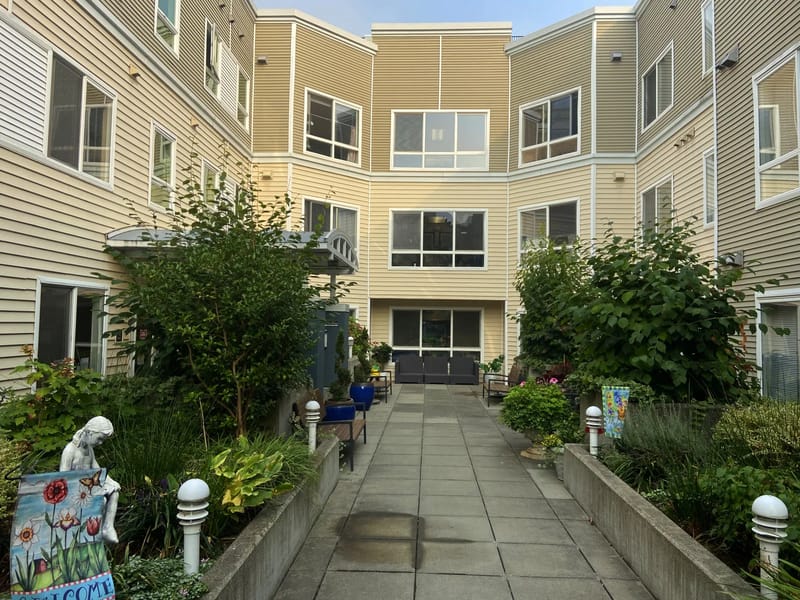 Ashwood Court - Assisted Living in Sunderland, England photo 2