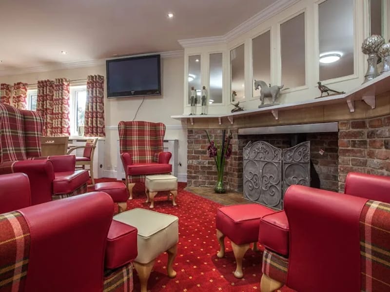 Ashbourne Lodge - Nursing Home in Ashbourne, England photo 2