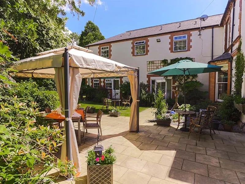 Grosvenor House Care Home - Nursing Home in Harrogate, England photo 3